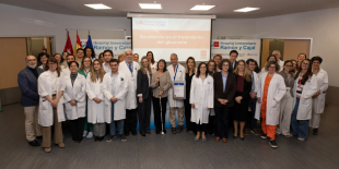 Imagen Entrega del certificado al Hospital Ramón y Cajal